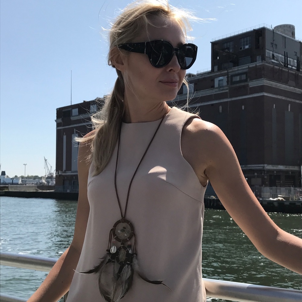 Meet your Posher, Yuliya